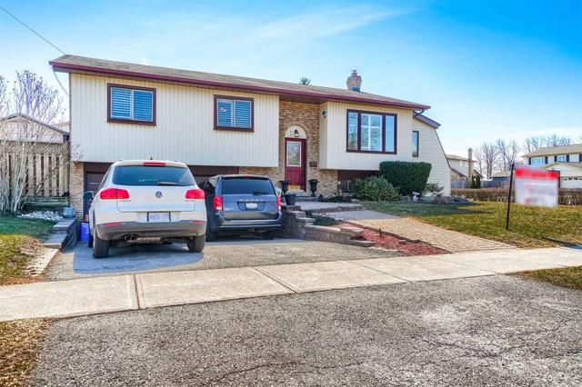 760 Woodward Ave, House detached with 3 bedrooms, 3 bathrooms and 6 parking in Milton ON | Image 12