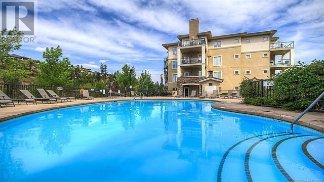 1301 - 1875 Country Club Dr, Condo with 3 bedrooms, 2 bathrooms and 1 parking in Kelowna BC | Image 5