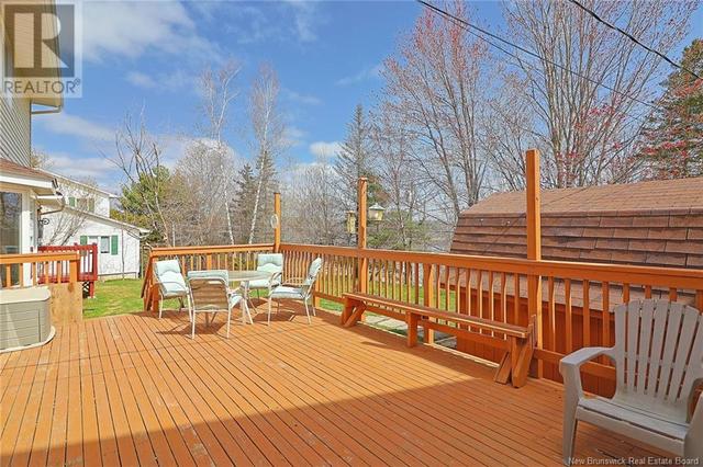 46 Rosewood Dr, House detached with 4 bedrooms, 2 bathrooms and null parking in Fredericton NB | Image 44