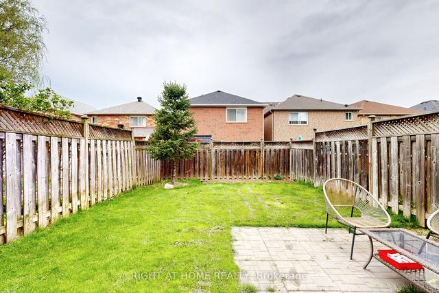 1199 Chapman Cres, House attached with 3 bedrooms, 3 bathrooms and 3 parking in Milton ON | Image 26