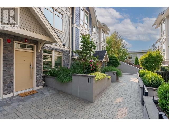11 - 115 W Queens Rd, House attached with 2 bedrooms, 3 bathrooms and 1 parking in North Vancouver BC | Image 1