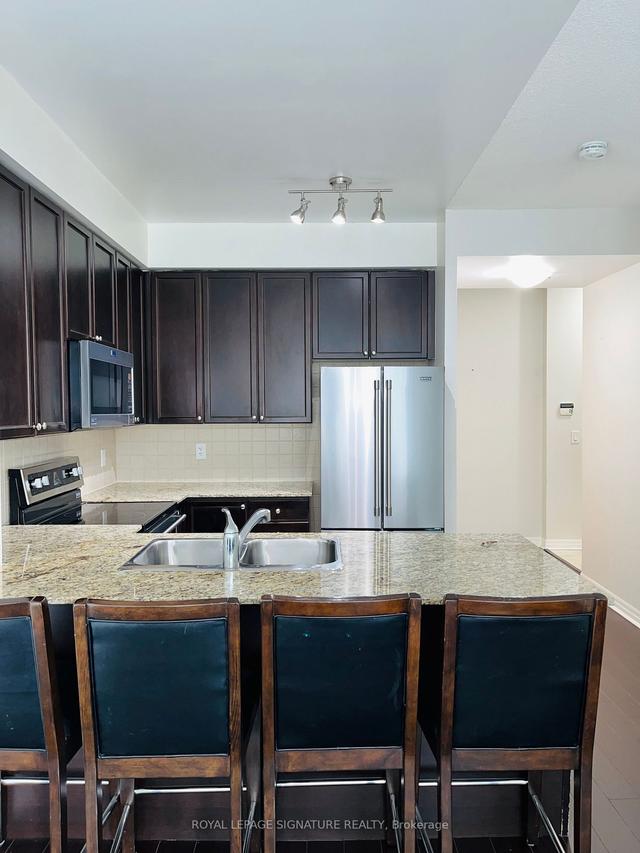 409 - 225 Webb Dr, Condo with 1 bedrooms, 2 bathrooms and 1 parking in Mississauga ON | Image 6