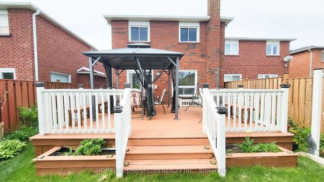 82 Kyla Cres, House detached with 4 bedrooms, 4 bathrooms and 6 parking in Markham ON | Image 29