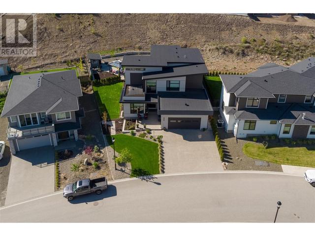 2759 Canyon Crest Dr, House detached with 4 bedrooms, 3 bathrooms and 4 parking in West Kelowna BC | Image 45