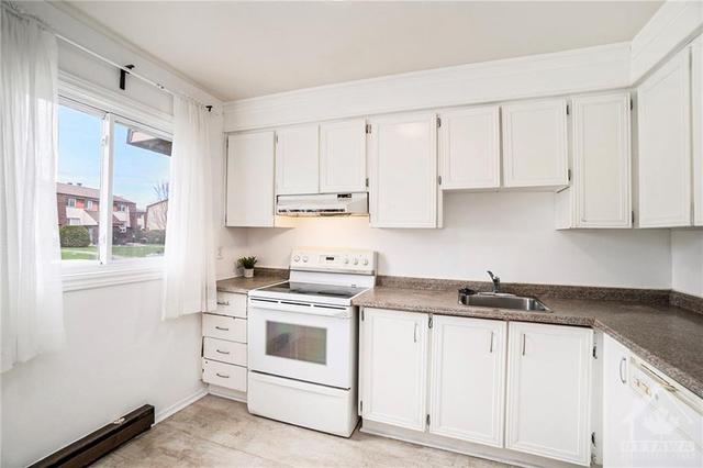 25 Pixley Private, Townhouse with 3 bedrooms, 2 bathrooms and 1 parking in Ottawa ON | Image 11