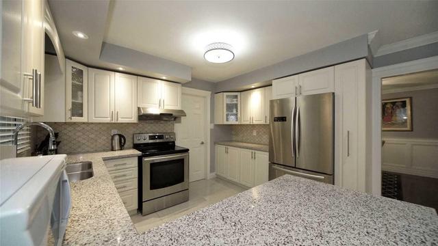 11 Boreham Cir, House detached with 5 bedrooms, 4 bathrooms and 4 parking in Brampton ON | Image 9