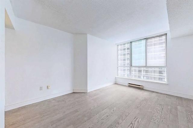 706 - 38 Elm St, Condo with 1 bedrooms, 1 bathrooms and 1 parking in Toronto ON | Image 16