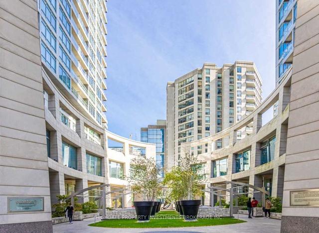 2111 - 2191 Yonge St, Condo with 2 bedrooms, 2 bathrooms and 1 parking in Toronto ON | Image 12