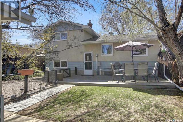74 Cooper Cres, House detached with 4 bedrooms, 2 bathrooms and null parking in Regina SK | Image 27