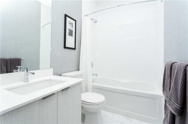 TH13 - 50 Toronto St, Condo with 2 bedrooms, 3 bathrooms and null parking in Toronto ON | Image 6