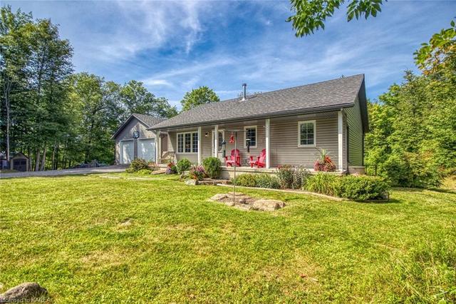 1466 Norway Road, House detached with 3 bedrooms, 3 bathrooms and 8 parking in South Frontenac ON | Image 3