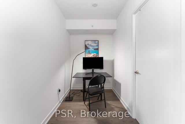 a615 - 1117 Cooke Blvd, Condo with 1 bedrooms, 1 bathrooms and 1 parking in Burlington ON | Image 2