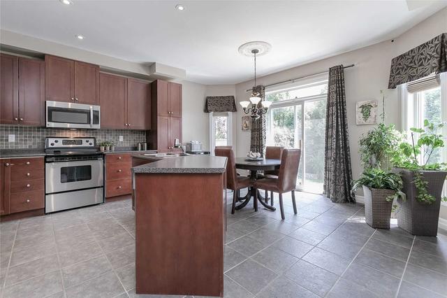 2215 Empire Cres, House detached with 4 bedrooms, 4 bathrooms and 4 parking in Burlington ON | Image 38
