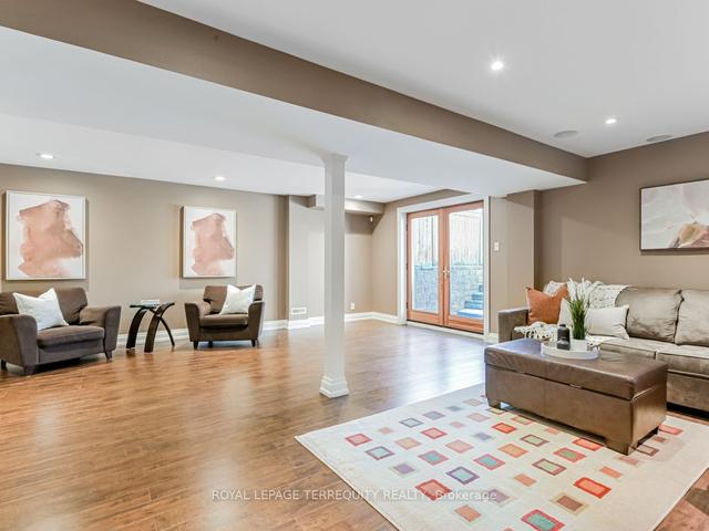 176 Joicey Blvd, House detached with 4 bedrooms, 4 bathrooms and 4 parking in Toronto ON | Image 24