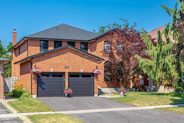 32 Shaftsbury Ave, House detached with 5 bedrooms, 3 bathrooms and 4 parking in Richmond Hill ON | Image 1