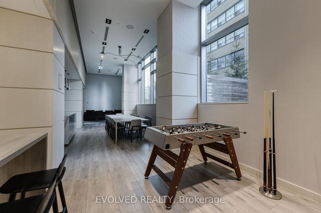 1102 - 223 St. Clair Ave W, Condo with 3 bedrooms, 2 bathrooms and 1 parking in Toronto ON | Image 30