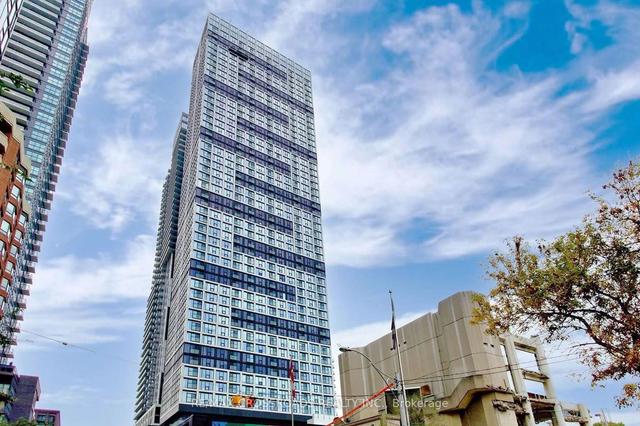 5303 - 181 Dundas St E, Condo with 2 bedrooms, 1 bathrooms and 1 parking in Toronto ON | Image 12