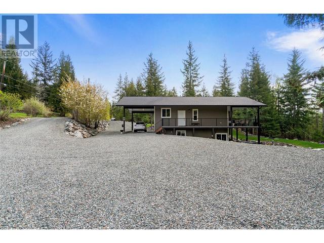 7430 Stampede Trail, House detached with 3 bedrooms, 2 bathrooms and 4 parking in Columbia Shuswap F BC | Image 62