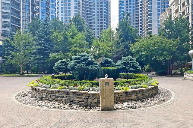 1627 - 500 Doris Ave, Condo with 3 bedrooms, 3 bathrooms and 1 parking in Toronto ON | Image 23