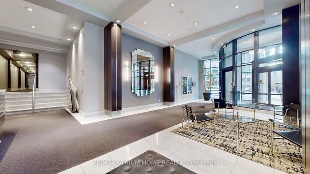 1502 - 801 Bay St, Condo with 1 bedrooms, 2 bathrooms and 0 parking in Toronto ON | Image 23