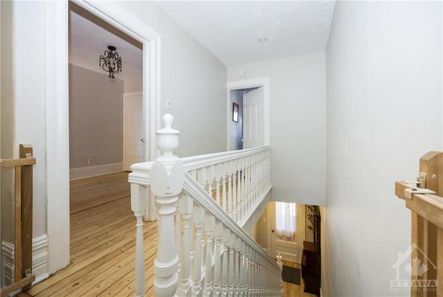 181 Percy St, Townhouse with 3 bedrooms, 2 bathrooms and 2 parking in Ottawa ON | Image 18