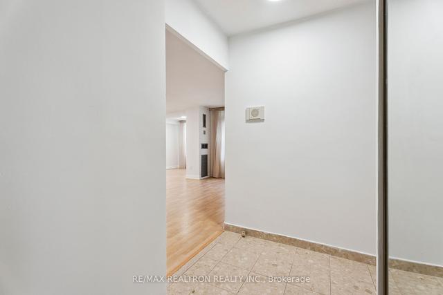 316 - 20 Edgecliff Golfway, Condo with 2 bedrooms, 1 bathrooms and 1 parking in Toronto ON | Image 35