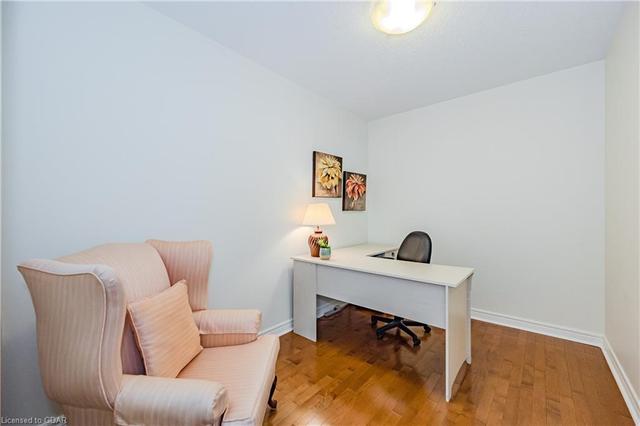 407 - 65 Bayberry Dr, House attached with 2 bedrooms, 2 bathrooms and 1 parking in Guelph ON | Image 35