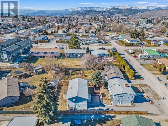 437 Primrose Rd, House detached with 3 bedrooms, 3 bathrooms and 2 parking in Kelowna BC | Image 44