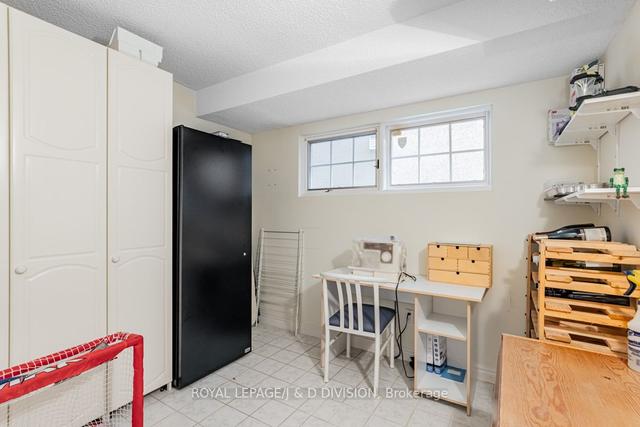 637 Soudan Ave, House detached with 3 bedrooms, 4 bathrooms and 3 parking in Toronto ON | Image 30