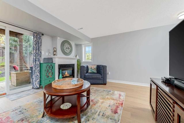 35 Palomino Tr, Townhouse with 3 bedrooms, 4 bathrooms and 2 parking in Halton Hills ON | Image 7