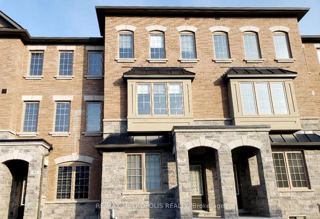 79 Cornell Centre Blvd, House attached with 3 bedrooms, 3 bathrooms and 2.5 parking in Markham ON | Image 1