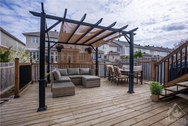 450 Grey Seal Cir, Townhouse with 3 bedrooms, 3 bathrooms and 3 parking in Ottawa ON | Image 27
