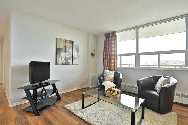 710 - 15 Nicklaus Dr, Condo with 2 bedrooms, 1 bathrooms and 1 parking in Hamilton ON | Image 12