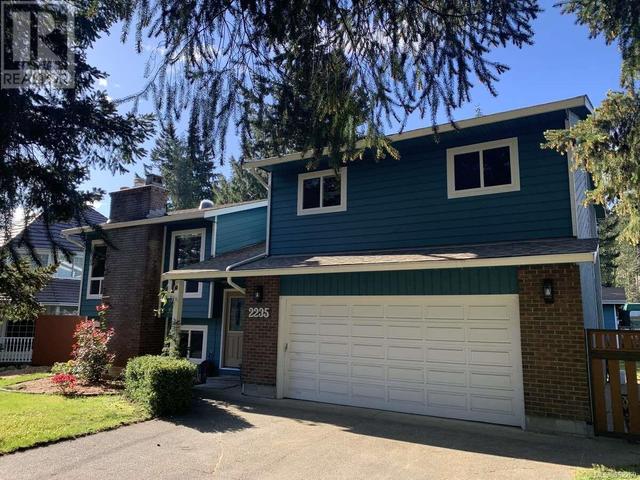 2235 Idiens Way, House detached with 4 bedrooms, 3 bathrooms and 6 parking in Comox Valley B (Lazo North) BC | Image 1