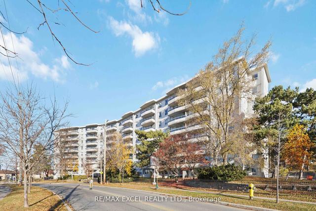 616 - 80 Grandravine Dr, Condo with 3 bedrooms, 1 bathrooms and 1 parking in Toronto ON | Image 12