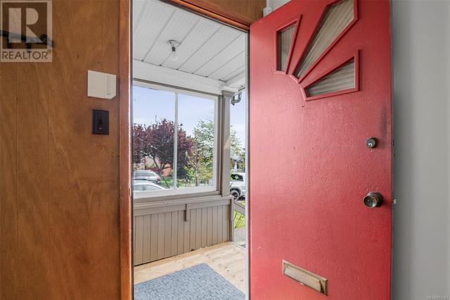 609 Prideaux St, House detached with 2 bedrooms, 1 bathrooms and 3 parking in Nanaimo BC | Image 5