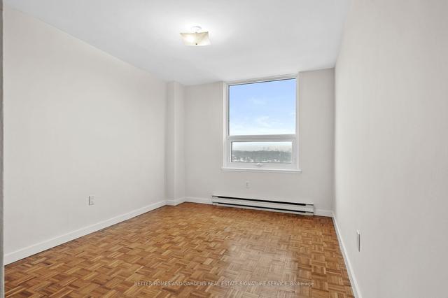 2012 - 61 Richview Rd, Condo with 3 bedrooms, 2 bathrooms and 1 parking in Toronto ON | Image 10