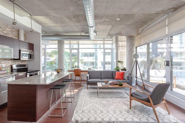 302 - 66 Portland St, Condo with 2 bedrooms, 2 bathrooms and 1 parking in Toronto ON | Image 15