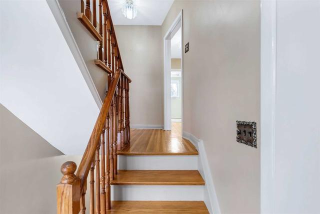 830 Danforth Rd, House semidetached with 3 bedrooms, 2 bathrooms and 5 parking in Toronto ON | Image 34