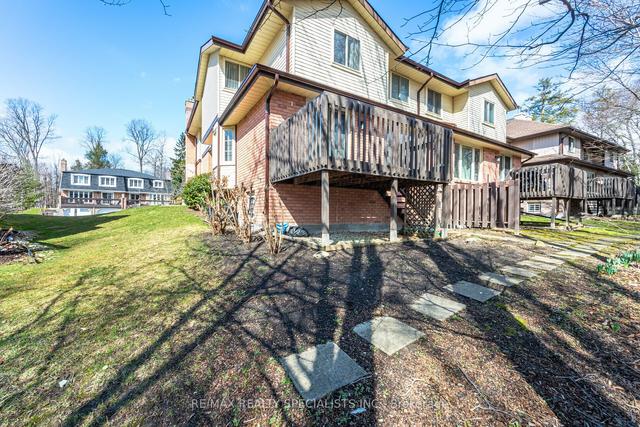 6 - 236 Kingswood Dr, Townhouse with 3 bedrooms, 3 bathrooms and 2 parking in Kitchener ON | Image 29