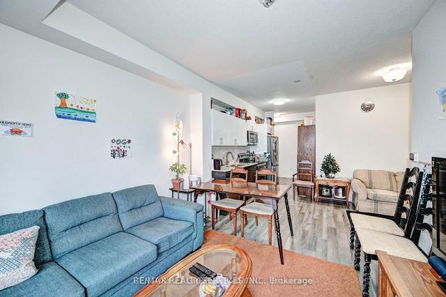 1402 - 128 King St N, Condo with 2 bedrooms, 2 bathrooms and 1 parking in Waterloo ON | Image 9