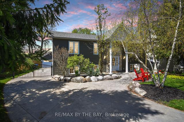 310 Oak St, House detached with 2 bedrooms, 3 bathrooms and 7 parking in Collingwood ON | Image 29