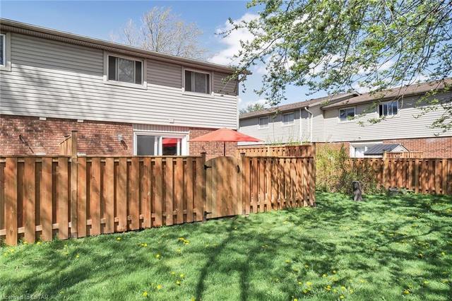 220 - 1330 Jalna Blvd, House attached with 3 bedrooms, 1 bathrooms and 2 parking in London ON | Image 30