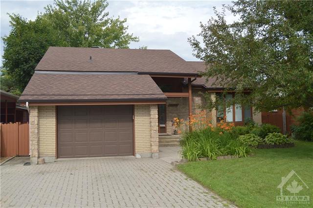 2157 Boyer Road, House detached with 3 bedrooms, 3 bathrooms and 5 parking in Ottawa ON | Image 1