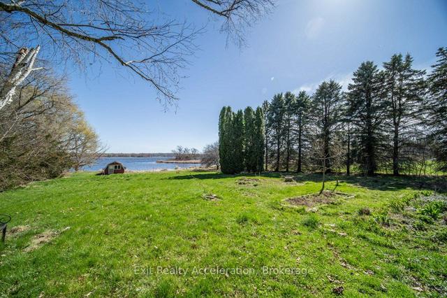 9536 Lennox And Addington County Rd 2, House detached with 3 bedrooms, 5 bathrooms and 12 parking in Greater Napanee ON | Image 22