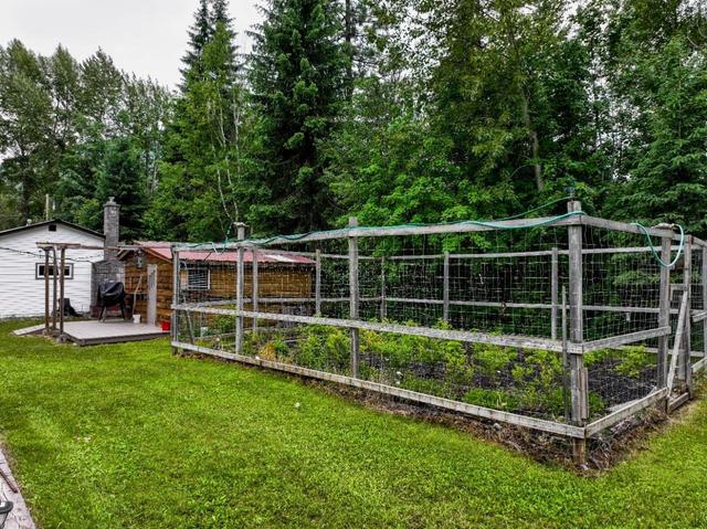 8918 Moyie Avenue, House detached with 2 bedrooms, 1 bathrooms and null parking in Central Kootenay B BC | Image 39