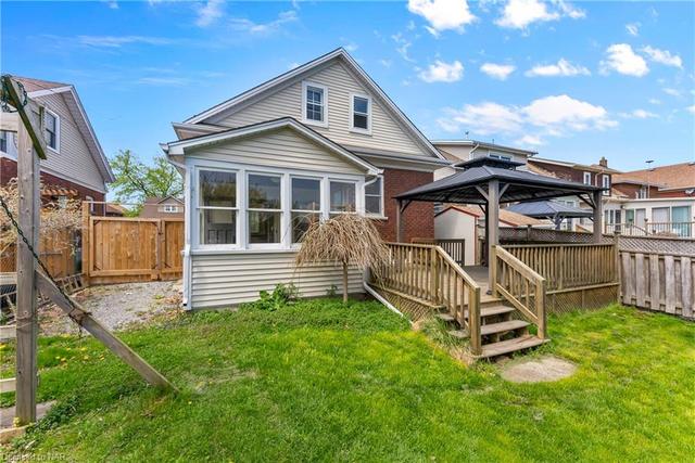 4862 Fourth Ave, House detached with 4 bedrooms, 2 bathrooms and 4 parking in Niagara Falls ON | Image 18