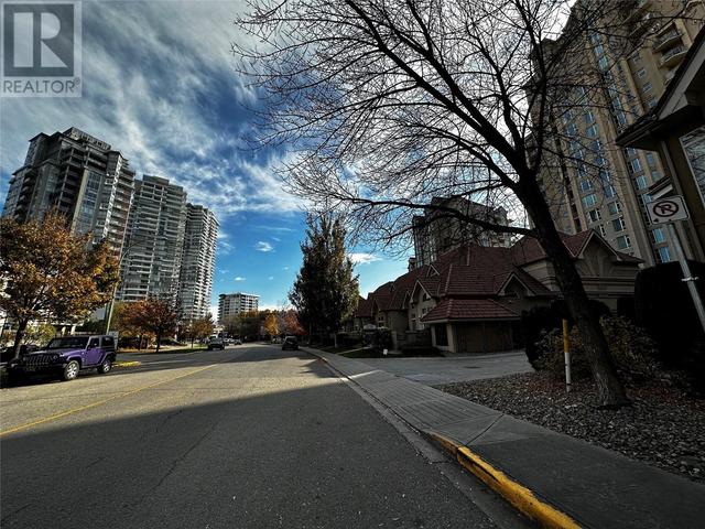 1104 - 1128 Sunset Dr, Condo with 2 bedrooms, 2 bathrooms and 1 parking in Kelowna BC | Image 34