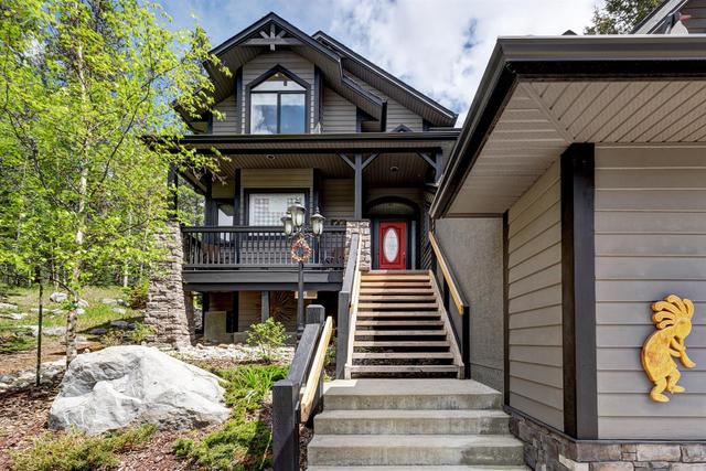 276 Eagle Terrace Rd, House detached with 5 bedrooms, 5 bathrooms and 5 parking in Canmore AB | Image 3