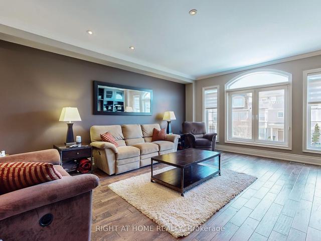 34 Preakness Dr, House semidetached with 4 bedrooms, 4 bathrooms and 4 parking in Toronto ON | Image 25